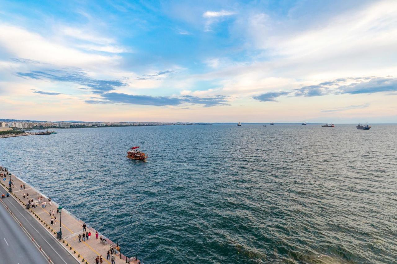 Iconic Salonica Suite Seafront Exterior photo